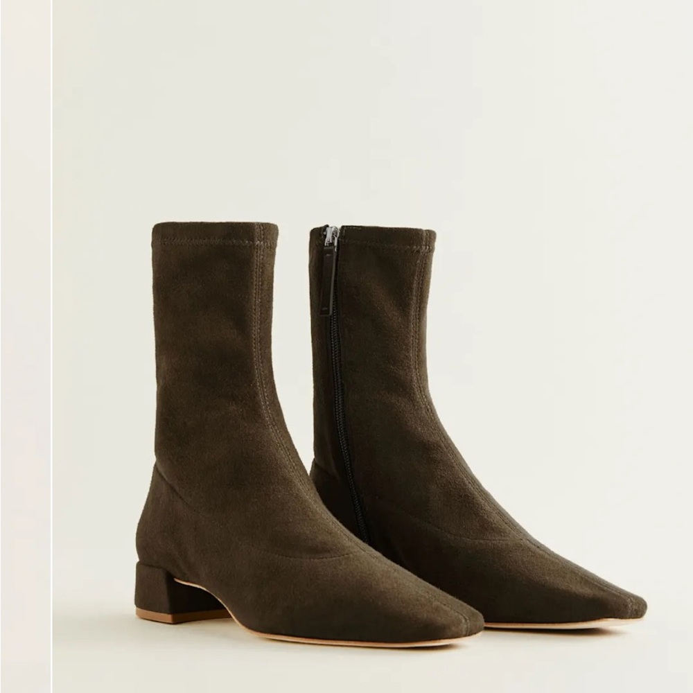 Reformation Rosina Ankle Boot - Suede Truffle - Size 8